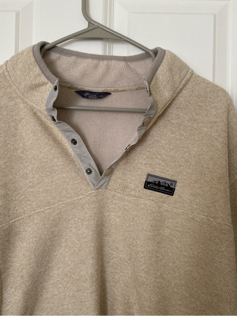 Eddie Bauer Men's Beige Tan V-Neck Snap Pullover Sweater